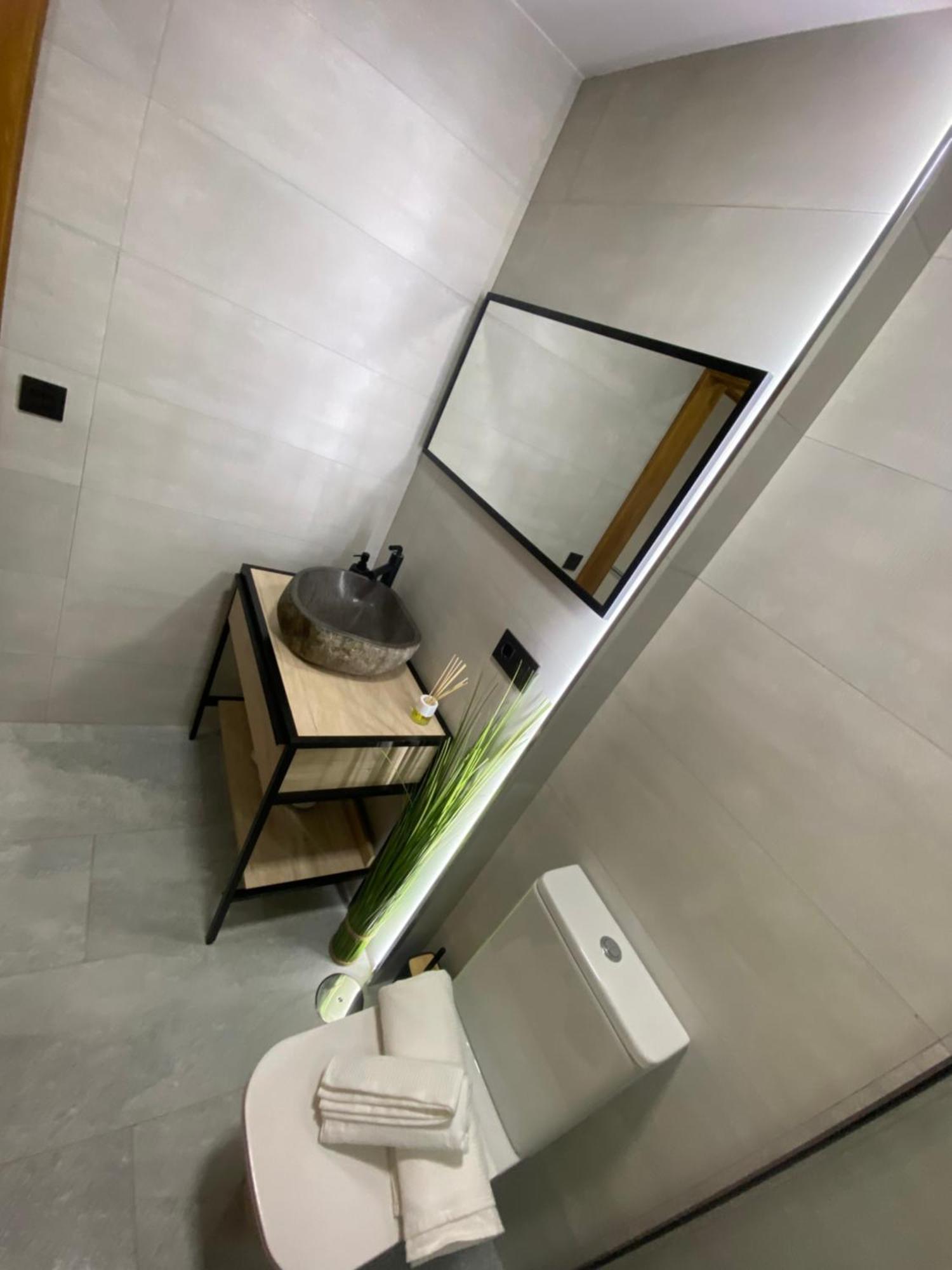 Centrico, Luminoso Y Equipado Apartment Madrid Exterior photo